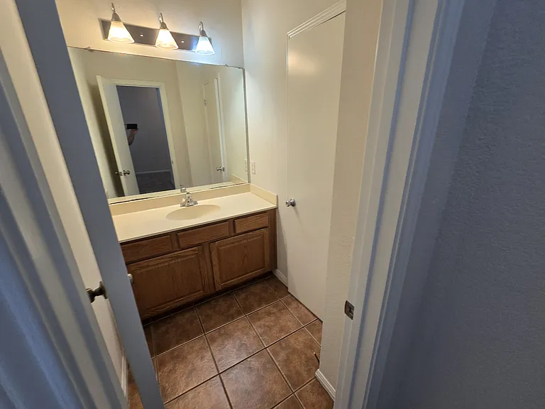 1604 Singleton Ave #A — Photo 21