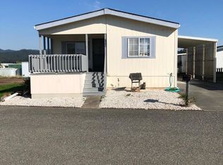 1598 Queens Row, Fortuna, CA 95540