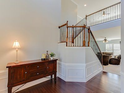 2 story open foyer