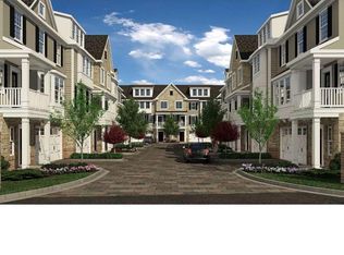 25 Grey Ct #1, Berwyn, PA 19312