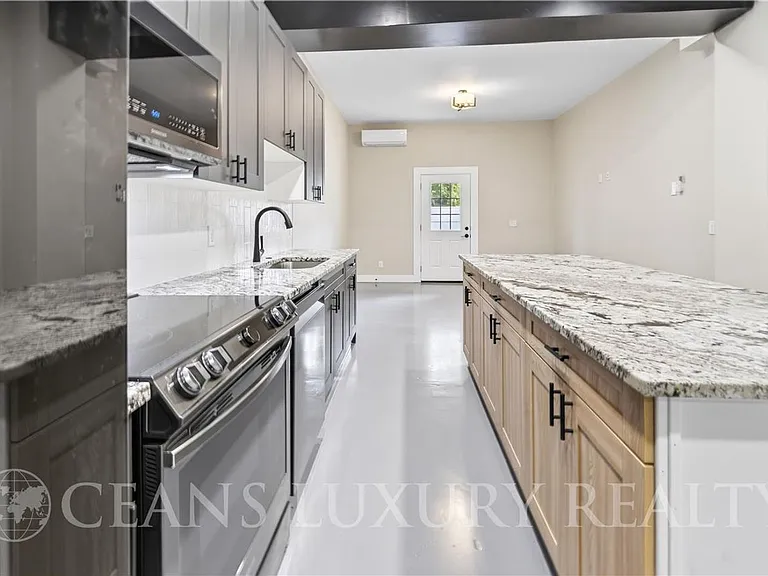 337 Rutledge Ave — Photo 8