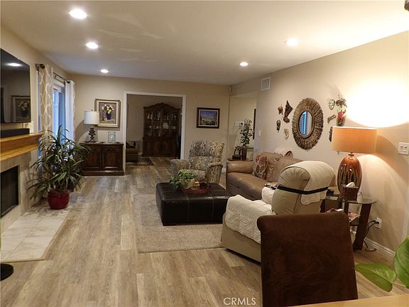 5th image of 19260 Calahan St