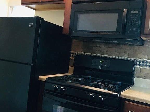 5th image of 56 Snell Ave #3