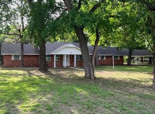 101 W Rock Creek Dr, Cache, OK 73527