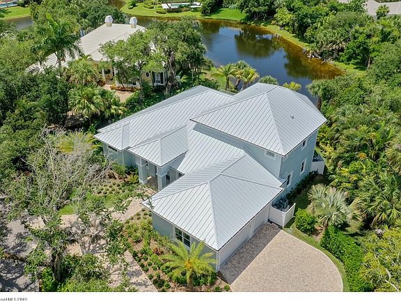 2nd image of 120 Island Sanctuary Indian