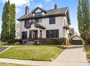 988 Fairmount Ave, Saint Paul, MN 55105