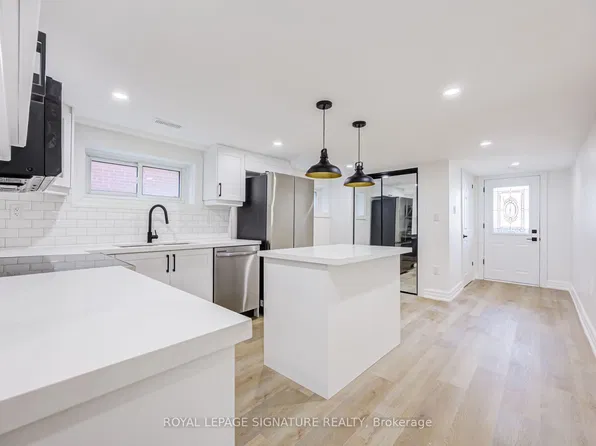 135 Cabana Dr, Toronto, ON