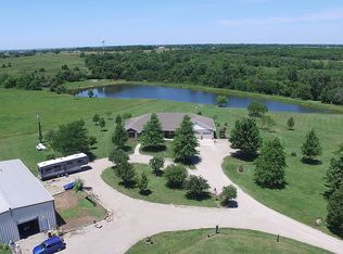 9877 T Rd, Hoyt, KS 66440