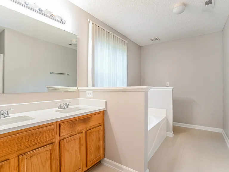 9361 Golden Pond Dr — Photo 12