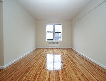 3rd image of 8611 Whitney Ave APT 6K