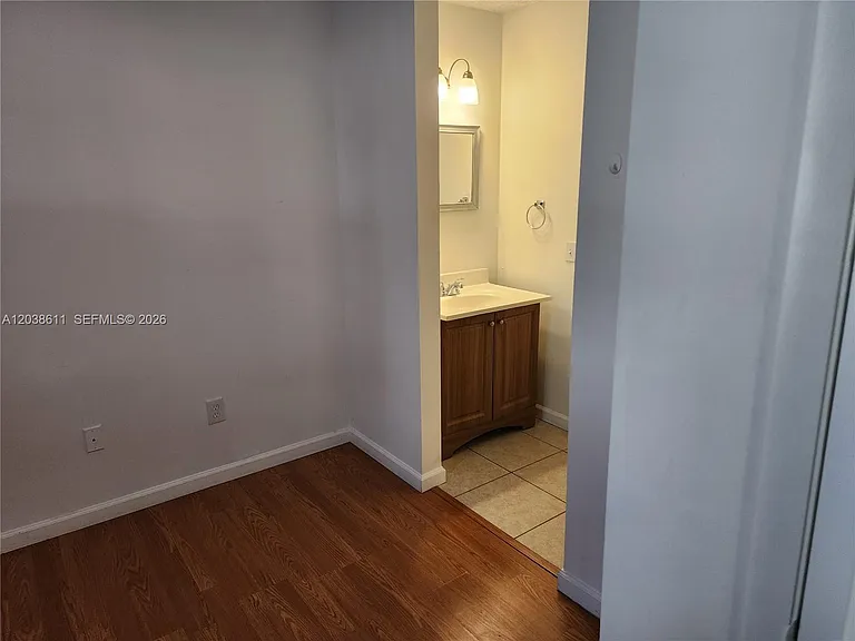 4401 W McNab Rd #16 — Photo 11