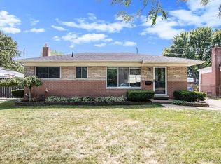 4246 Martin Rd, Warren, MI 48092