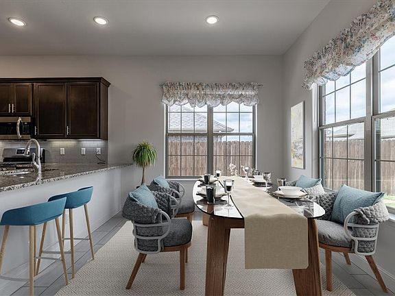 4th image of 600 Gala Cir