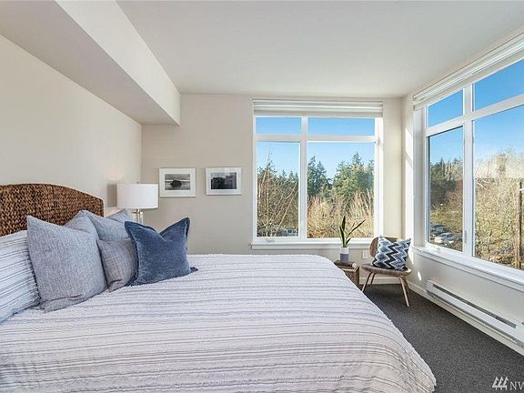 4th image of 170 Harbor Square Loop NE Unit A307