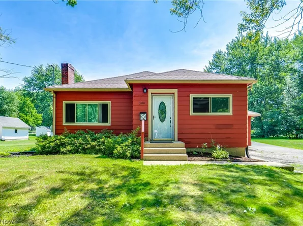 300 N Seneca St, Rittman, OH 44270
