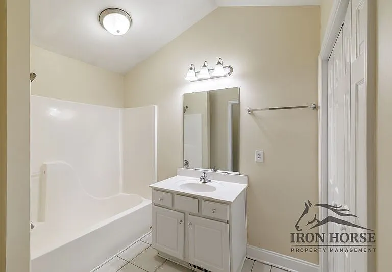 130 Mandy Dr — Photo 14