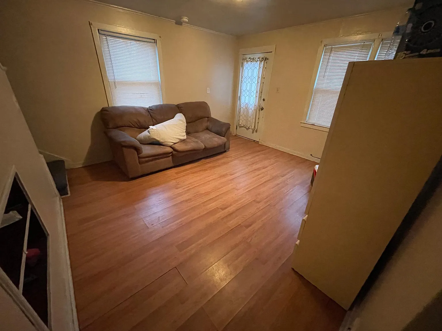 2 bed, 900 sqft, $950 — Photo 1