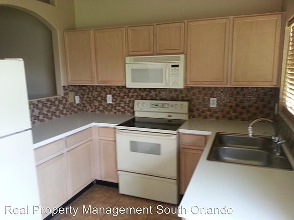 3rd image of 13301 Fairway Glen Dr APT 203