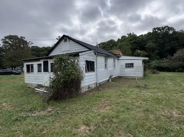 976 Warburton Rd, Elkton, MD 21921