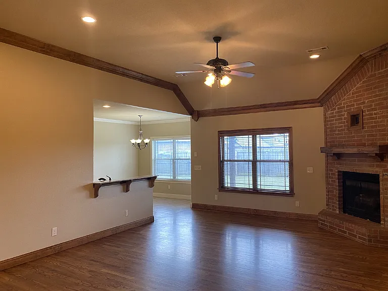 6202 W Sage Dr — Photo 5