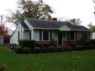 1011 Cedar Crest Dr, Demopolis, AL 36732