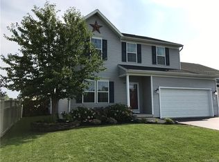 3 Prairie Ln, Lancaster, NY 14086