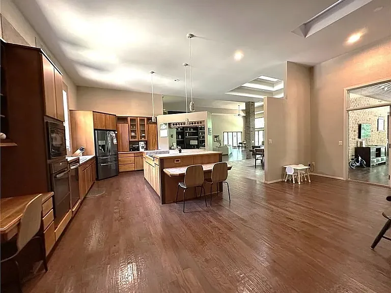 214 Shipmaster Dr — Photo 15