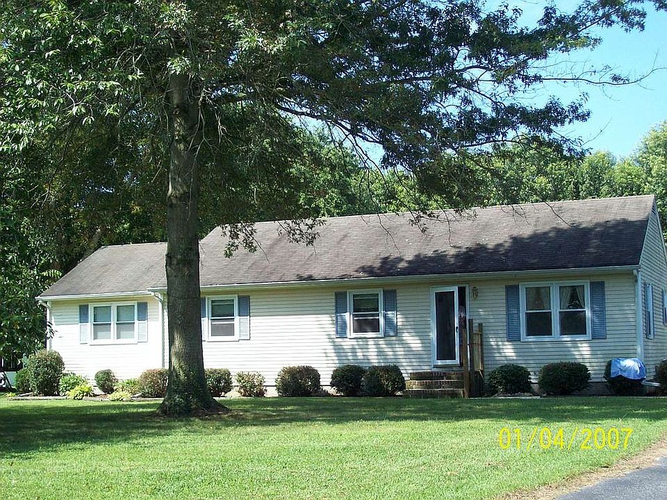 2nd image of 206 Fawn Dr