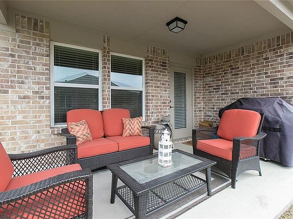 3rd image of 3035 Oyster Bay Dr