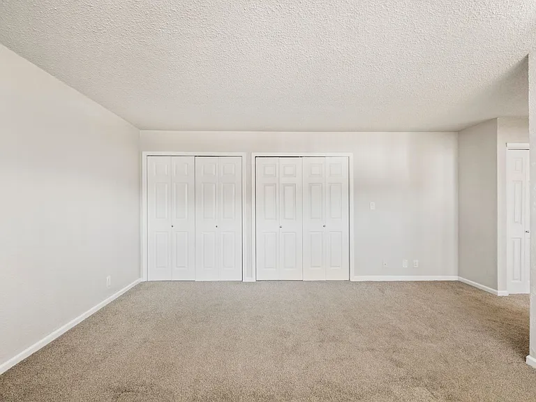 211 N Delaware Ave — Photo 50