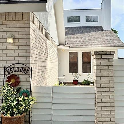 4th image of 1216 Quail Ave