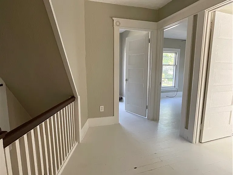 700 Nellis St E — Photo 11