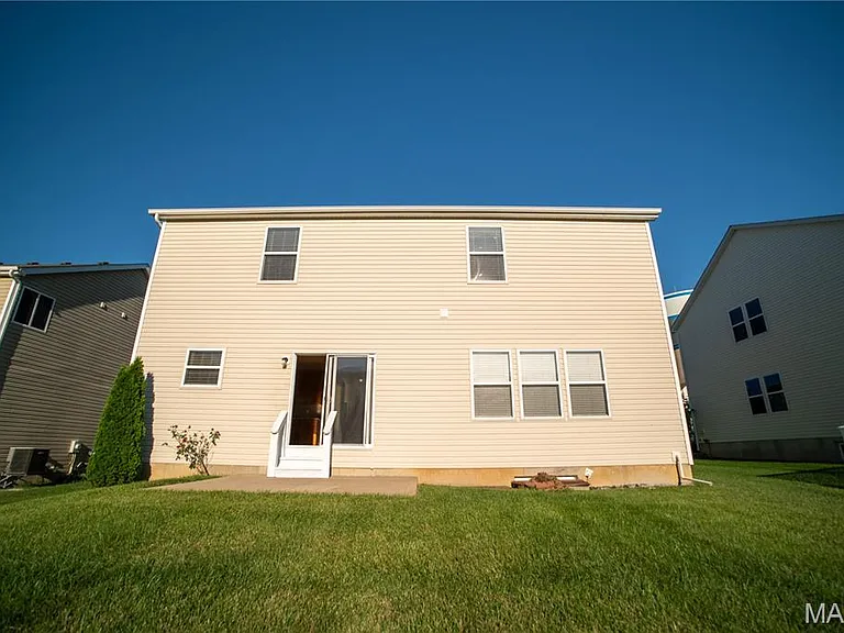 84 Brighton Park Dr — Photo 35