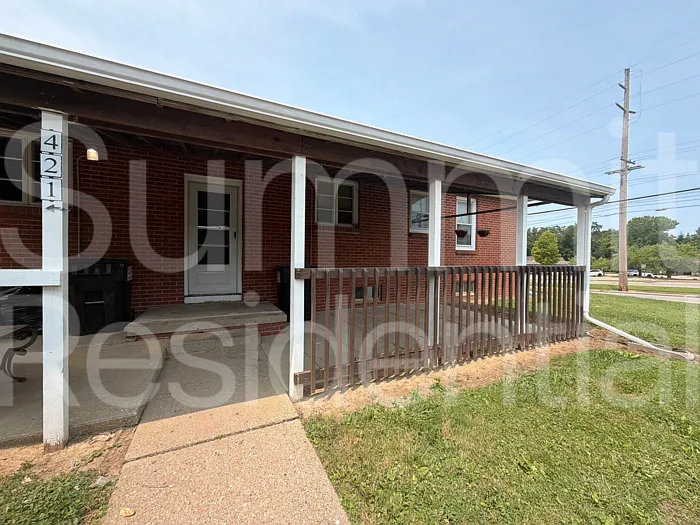 421 Hedeen Dr #421 — Photo 1