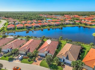 1433 Redona Way, Naples, FL 34113