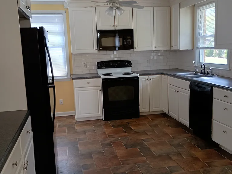 3004 Knud Dr — Photo 6