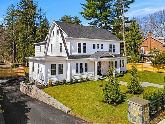 4th image of 873 Chestnut St