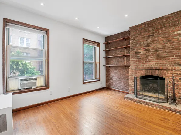 146 West 82nd Street image 2 of 14