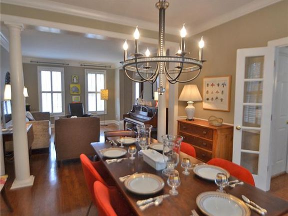 5th image of 244 Stanley Park Ln