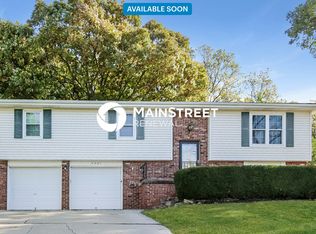 5221 N Wyandotte St, Gladstone, MO 64118