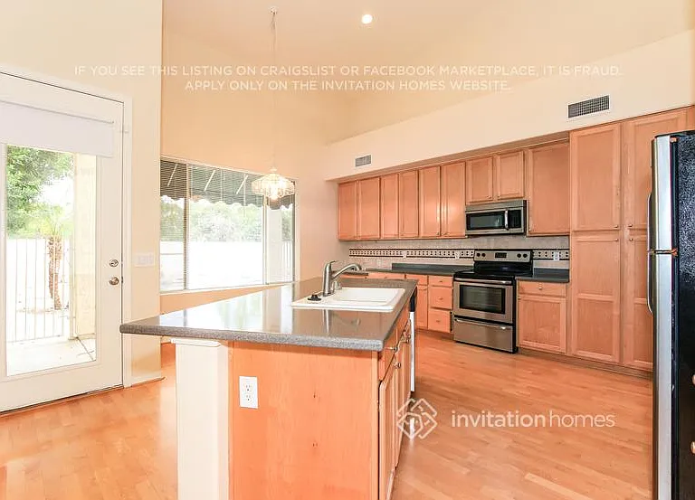 5795 W Wethersfield Dr — Photo 6