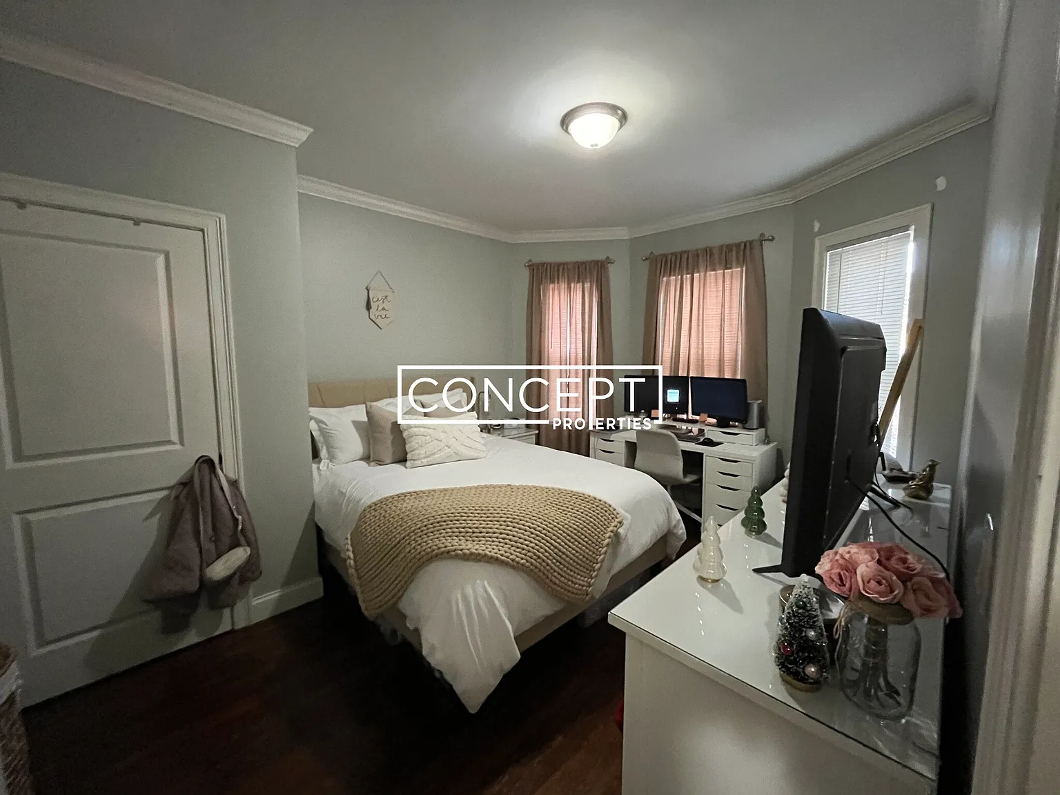 3 bed, 1.5 bath, $3,500 — Photo 3