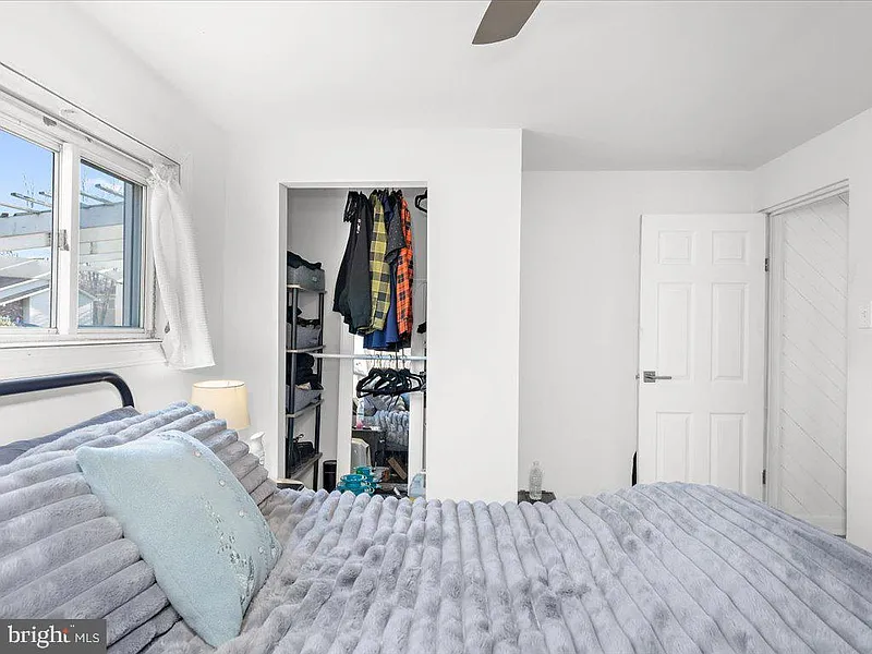 Thumbnail 16