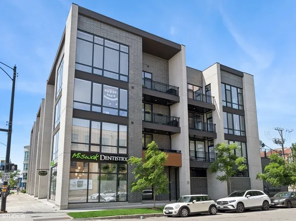 2405 W Iowa St #206, Chicago, IL 60622