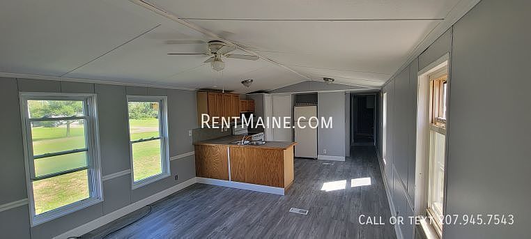1st image of 98 Park Dr