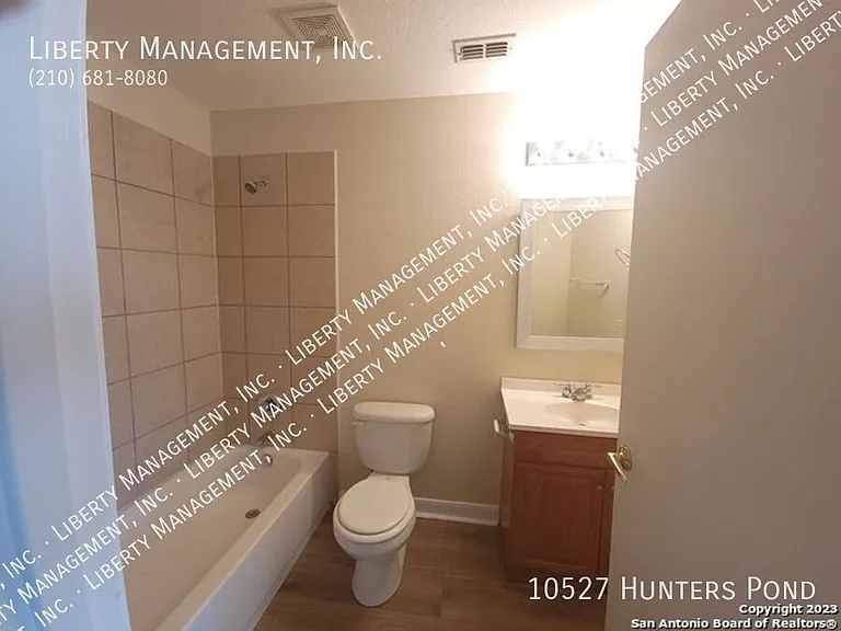 10527 Hunters Pond — Photo 17