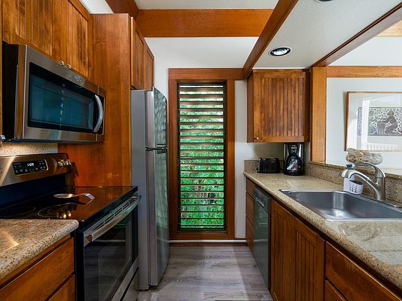 4th image of 2253 Poipu Rd #407