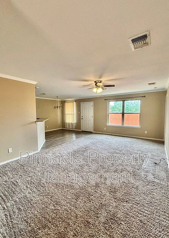 3 bed, 2.0 bath, 1597 sqft, $1,850 — Photo 2