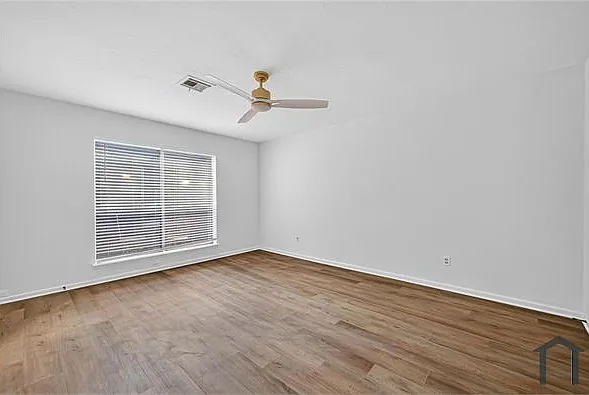1917 Trixie Ln — Photo 15