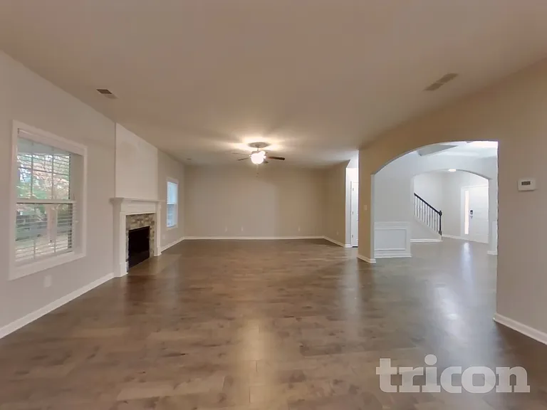 173 Cliffhaven Cir — Photo 3